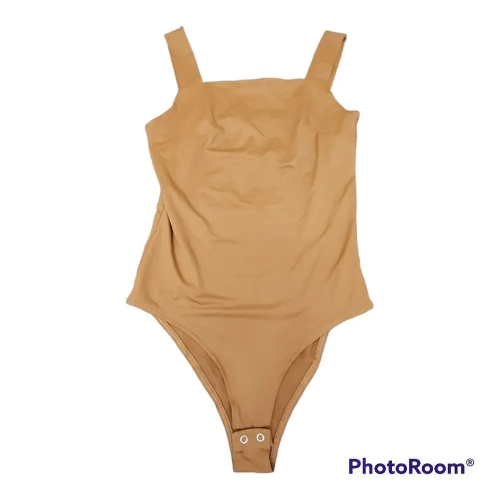 NWT ReoRia Women's Sleeveless Square Neck Soft Bodysuit Solid Brown